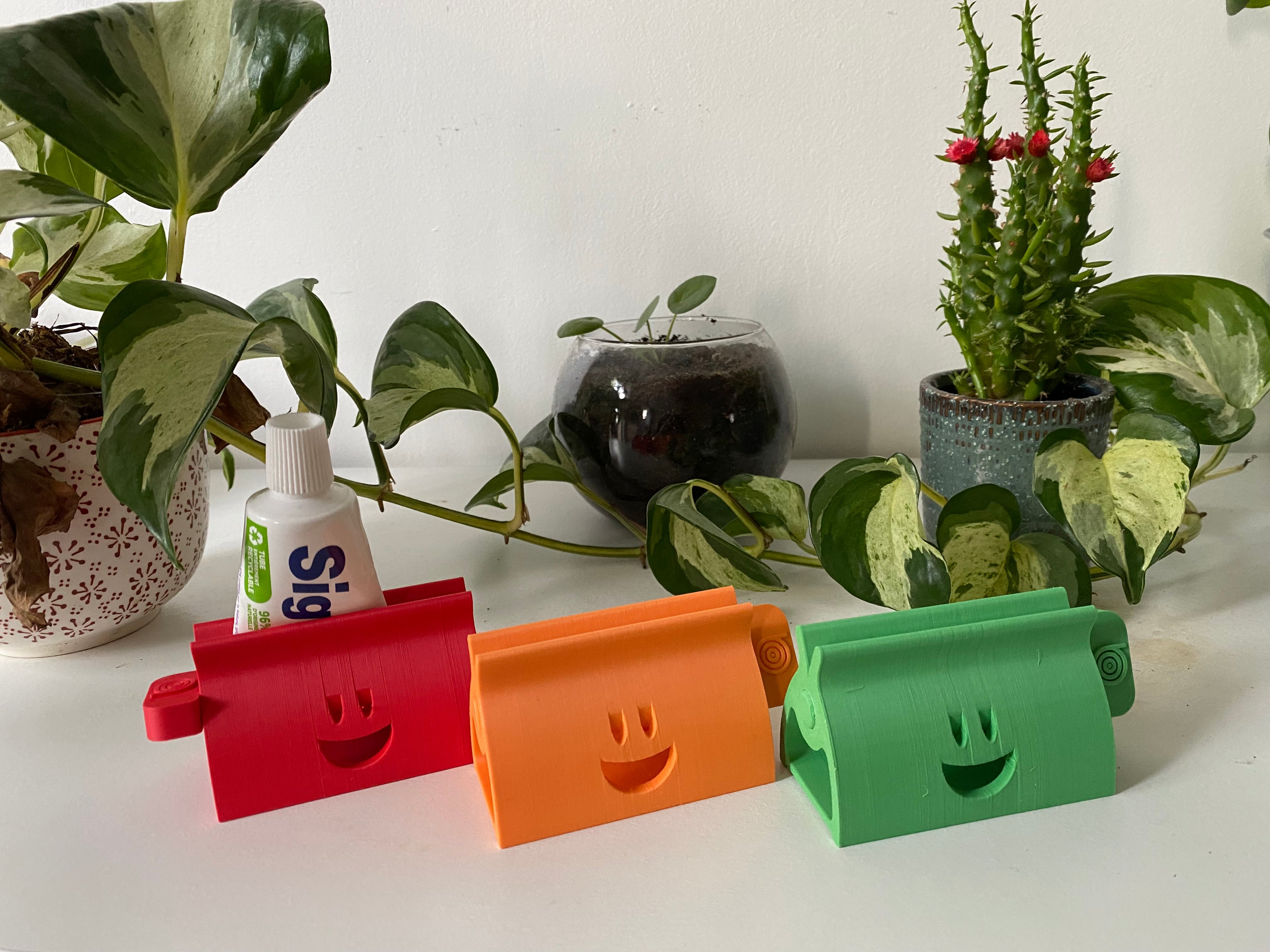 Presse-tube dentifrice 3D | Accessoire zéro déchet salle de bain | 7 couleurs